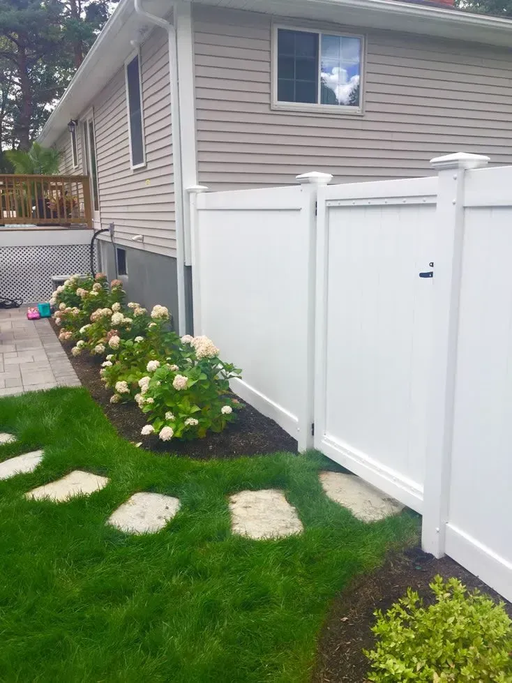 Vinyl fence project 3